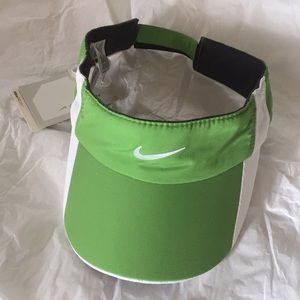 Nike Fitdry golf visor